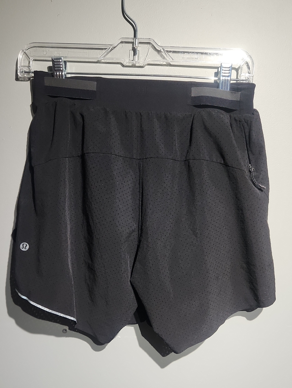 lululemon mens black ahorts or unisex . size small